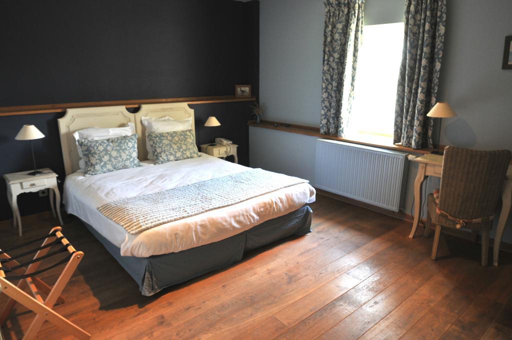 Hostellerie Au Coeur Du Spinois Rebecq-Rognon Bilik gambar