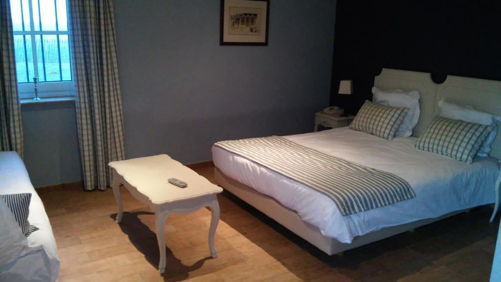 Hostellerie Au Coeur Du Spinois Rebecq-Rognon Bilik gambar