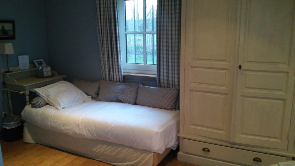 Hostellerie Au Coeur Du Spinois Rebecq-Rognon Bilik gambar