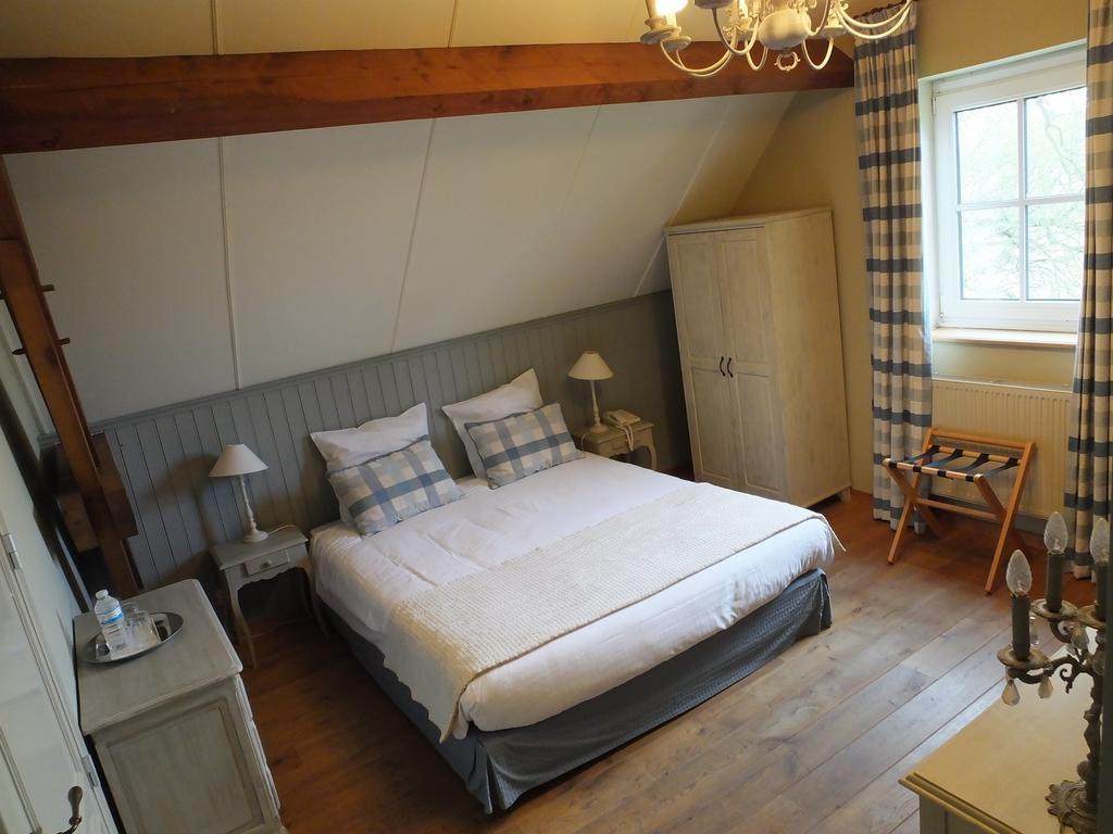 Hostellerie Au Coeur Du Spinois Rebecq-Rognon Bilik gambar